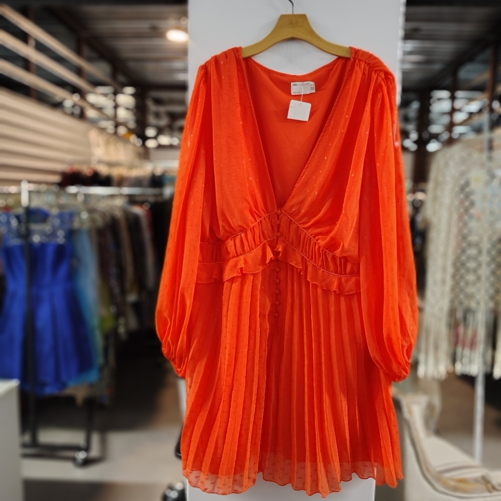 ASOS Curve Bright Orange Pleated Mini Dress - Picture 3 of 8